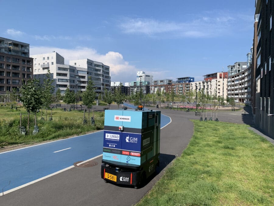 Robot in an urban environment, next to a bike lane