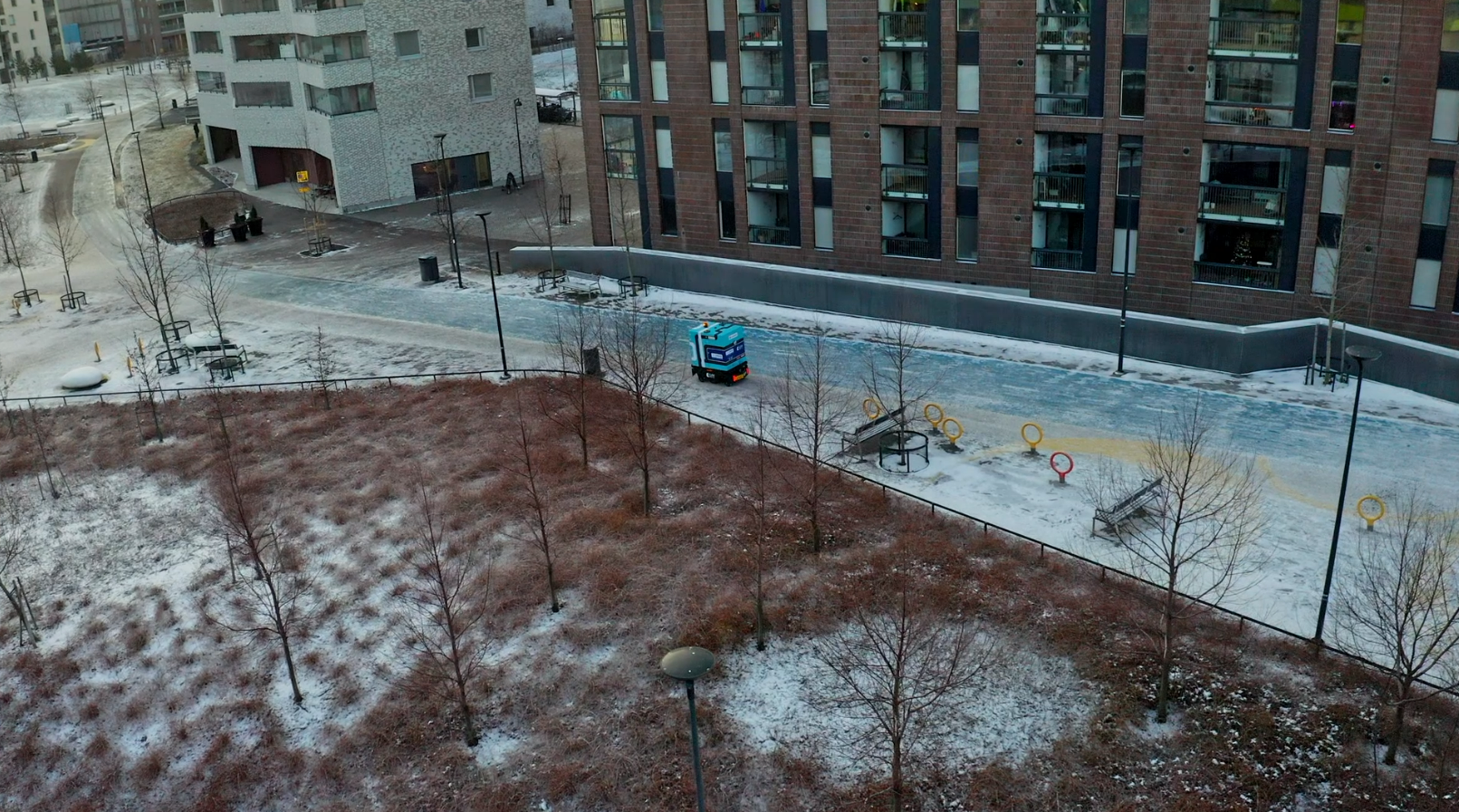 LMAD's robot moving in Helsinki, seen from above