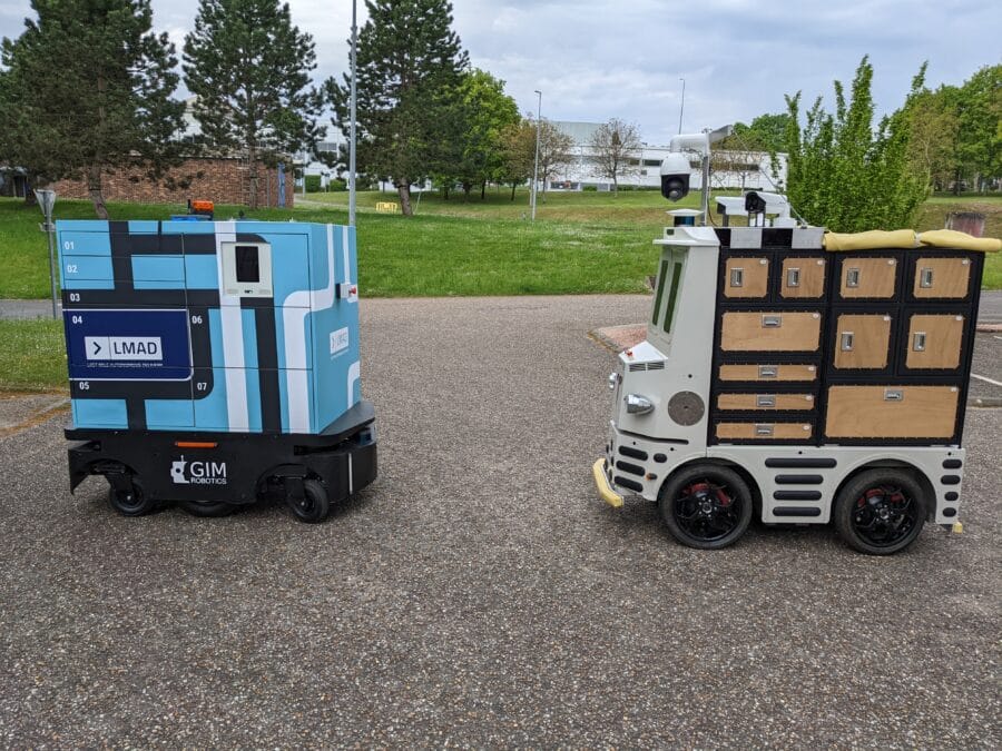 LMAD's two robots on a parking lot at the EDF Lab Les Renardières in France